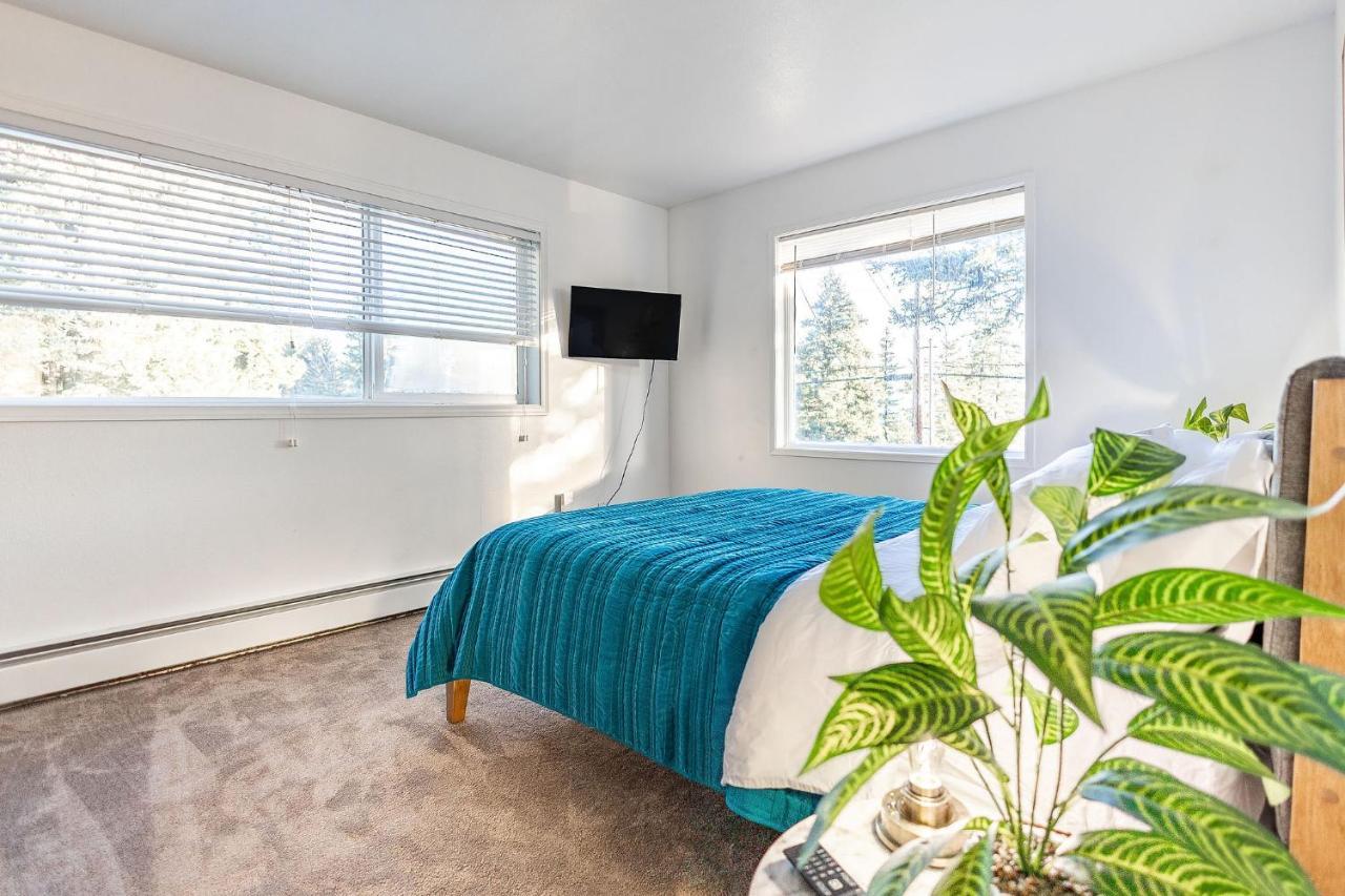 The Rogue Wave-Beach Access, Ocean Views, Private Kodiak Exterior photo