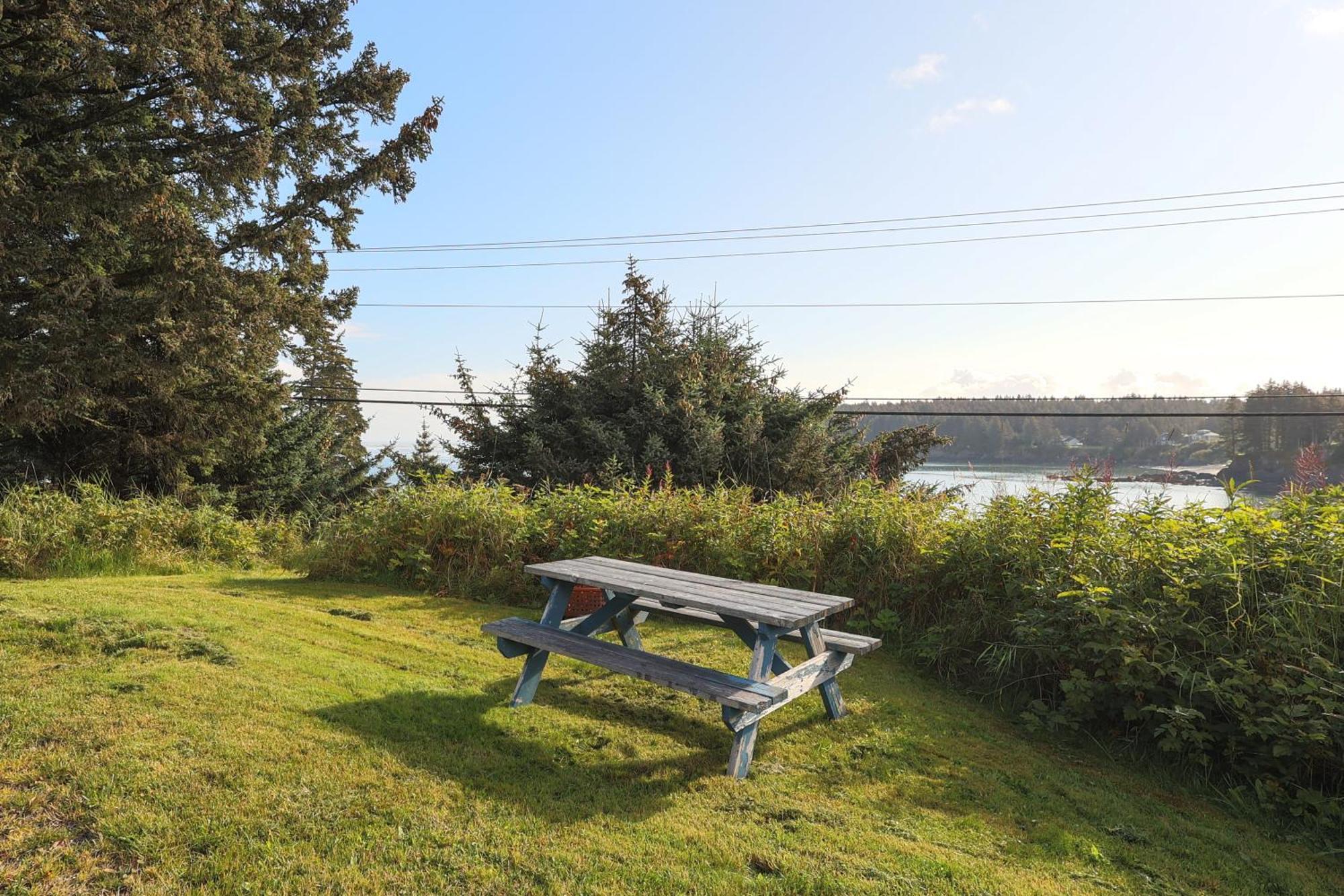 The Rogue Wave-Beach Access, Ocean Views, Private Kodiak Exterior photo