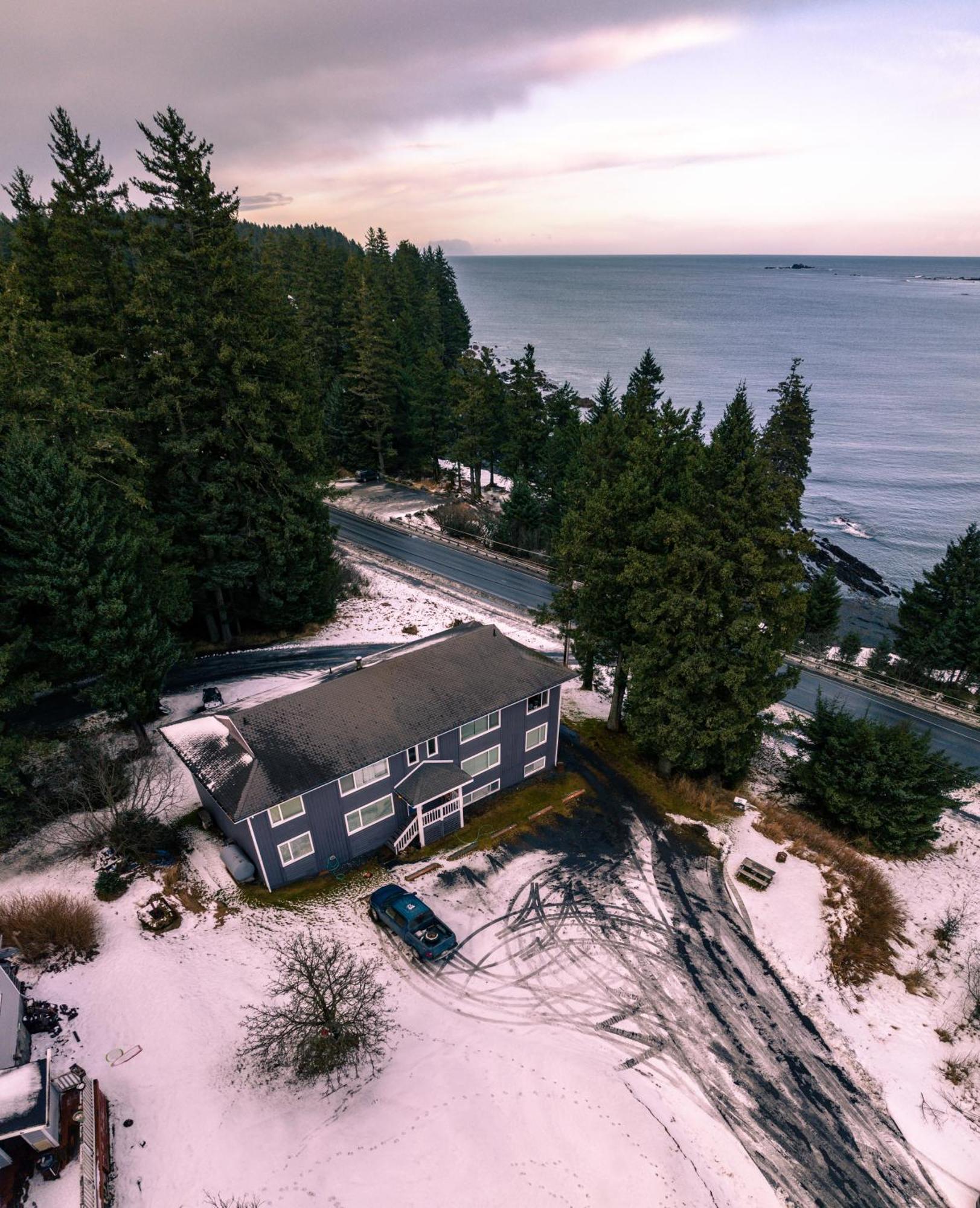 The Rogue Wave-Beach Access, Ocean Views, Private Kodiak Exterior photo