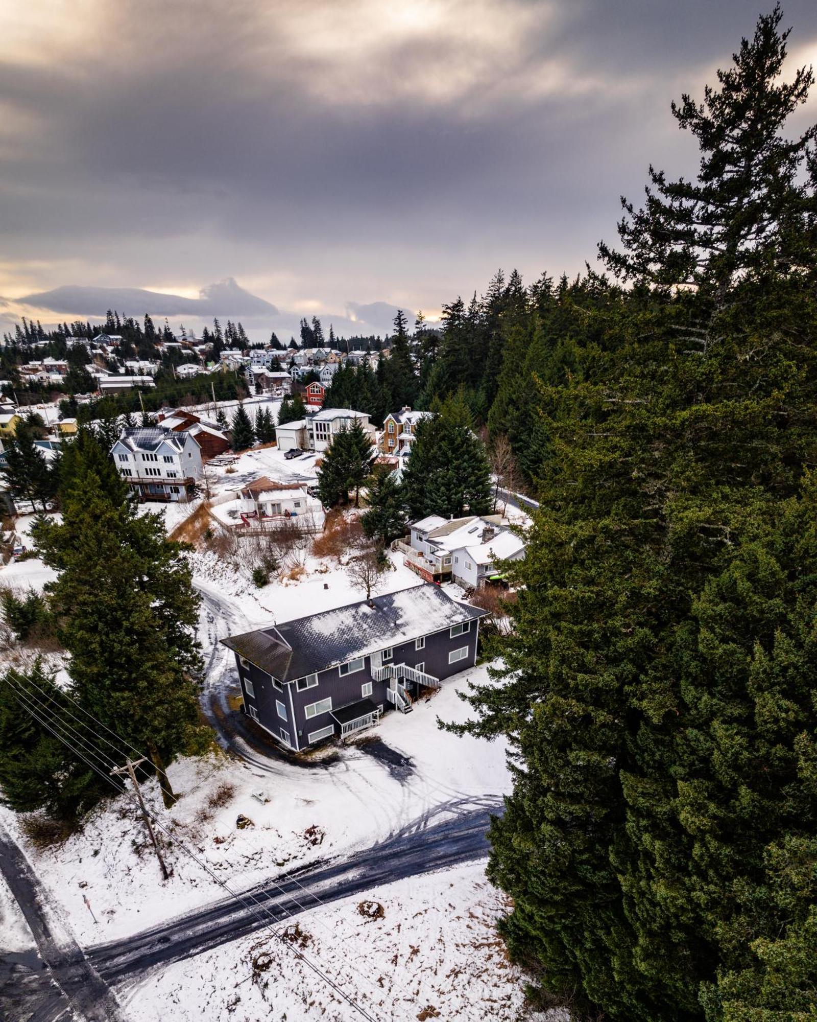 The Rogue Wave-Beach Access, Ocean Views, Private Kodiak Exterior photo
